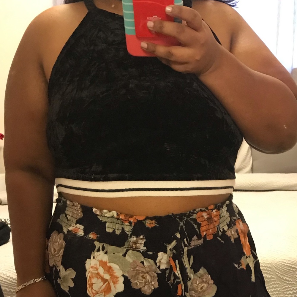 Plus Fashion Nova Crop Top
